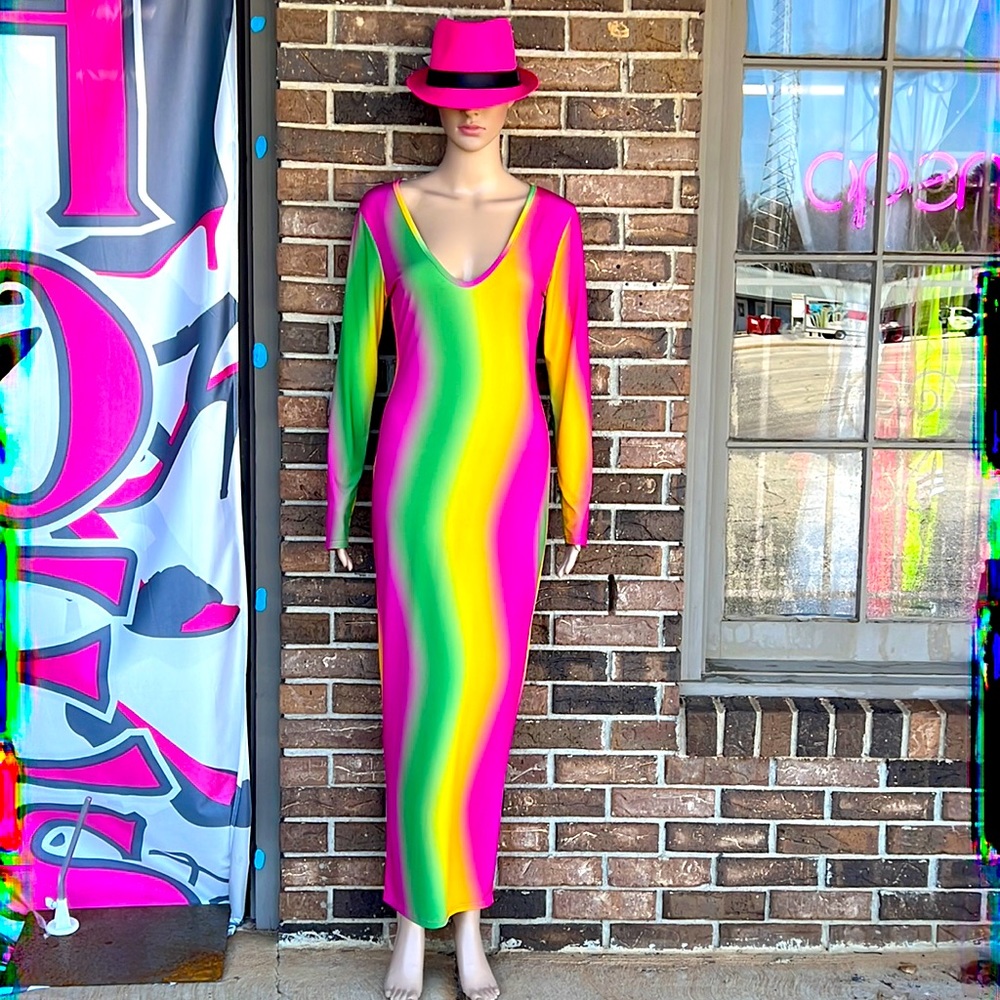 Fedora set maxi dress